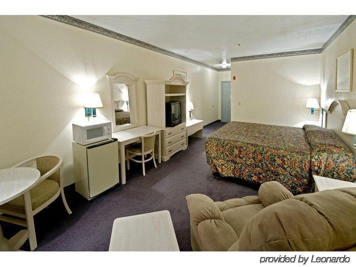 Americas Best Value Inn And Suites Houston Fm 1960 Westfield Quarto foto